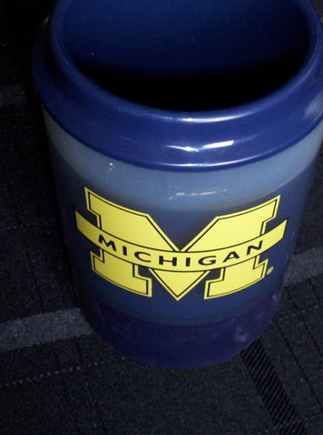 Michigan can cooler